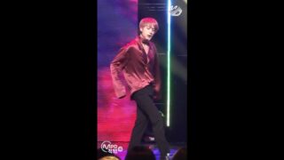 【BTS On Air】『(Blood Sweat & Tears)’ (JIN FanCam) | @MCOUNTDOWN』2016年10月20日YouTubeに公開された【動画】